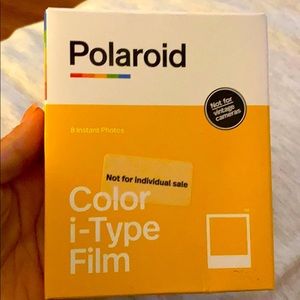 Polaroid color i-type Film 8 instant photos